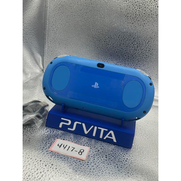 blue ps vita 2000 w/charger well protected - Picture 4 of 8